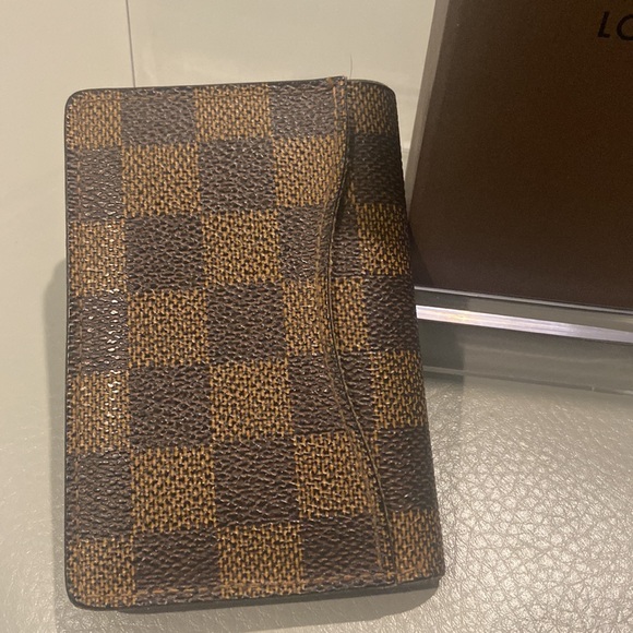 ππ
π«π·LOUIS VUITTON CARD HOLDER Damier Ebene - Picture 2 of 7